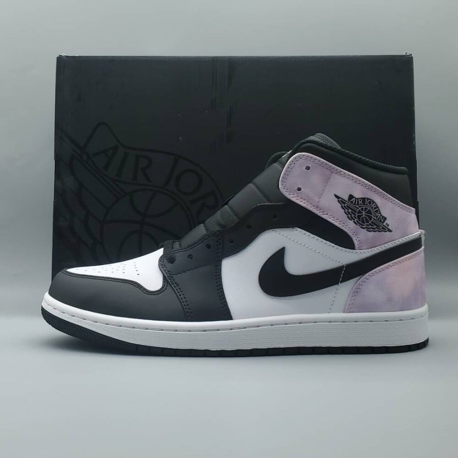 Air Jordan 1 Mid SE