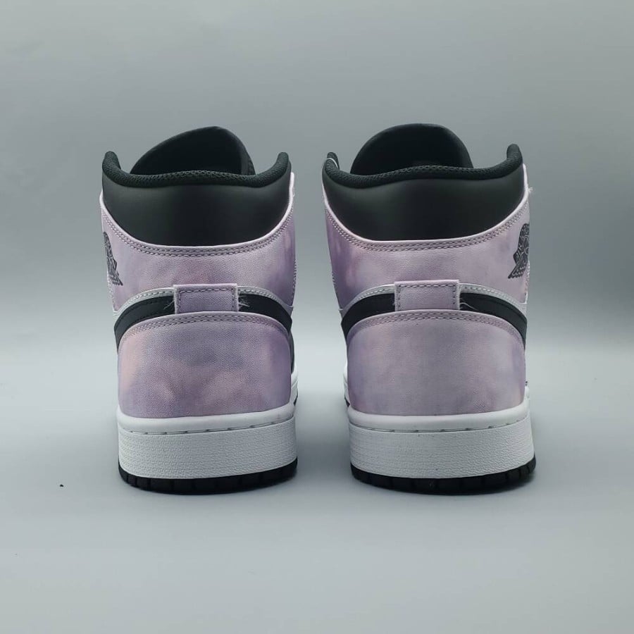 Air Jordan 1 Mid SE