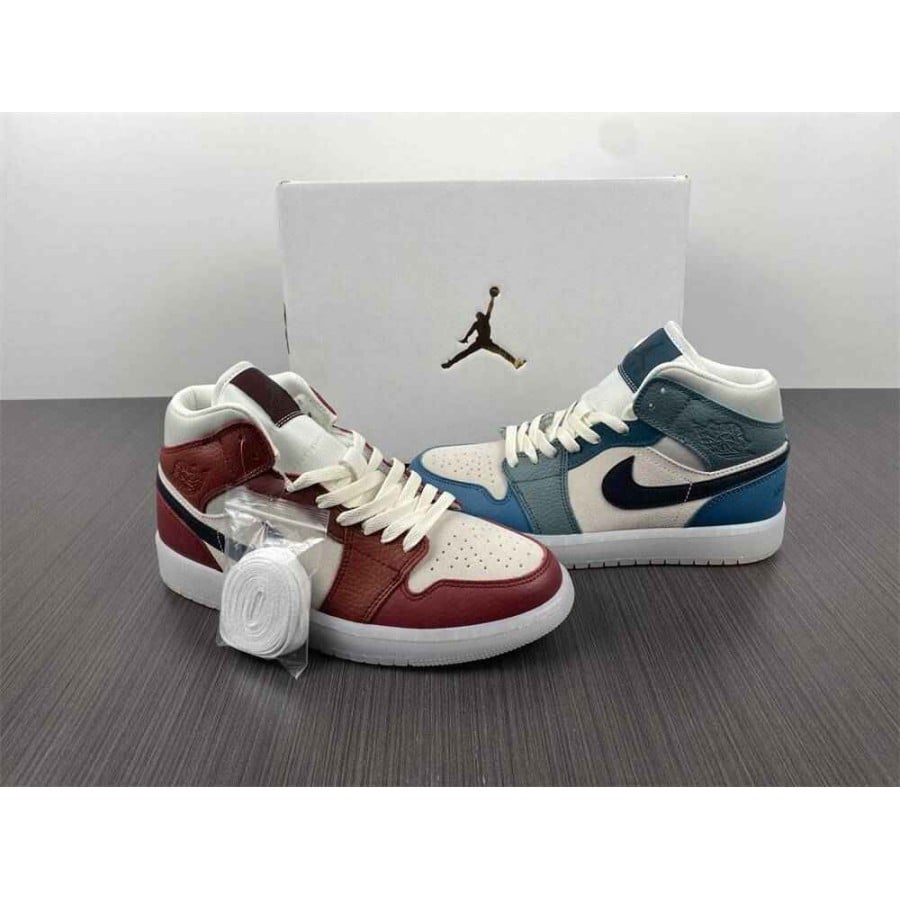 Wmns Air Jordan 1 Mid