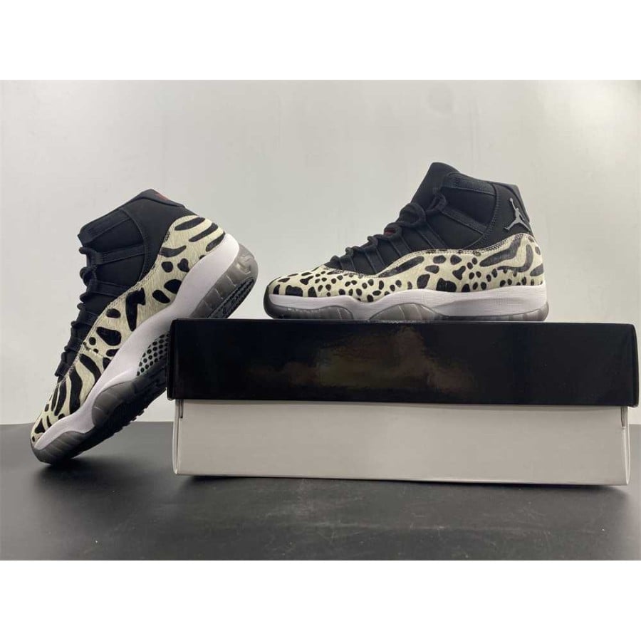 Wmns Air Jordan 11 Retro