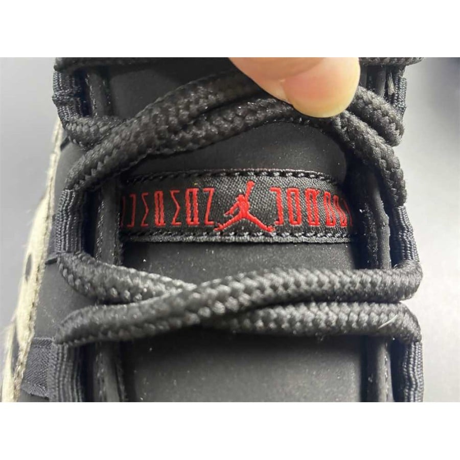 Wmns Air Jordan 11 Retro