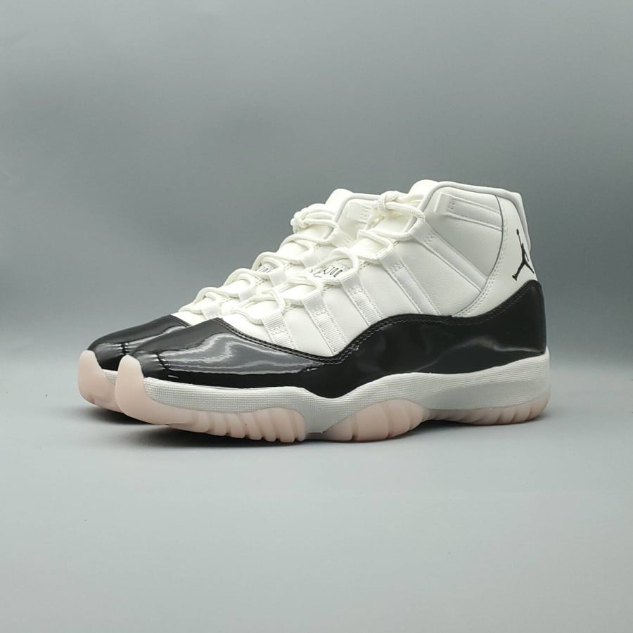 Wmns Air Jordan 11 Retro