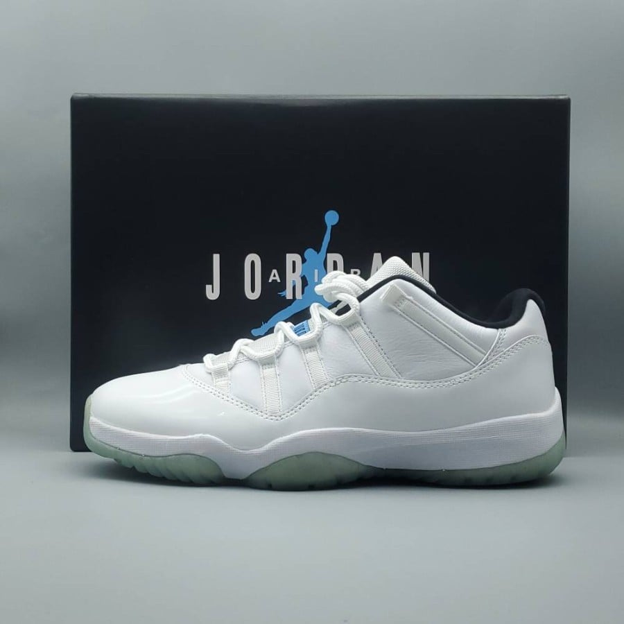Air Jordan 11 Retro Low