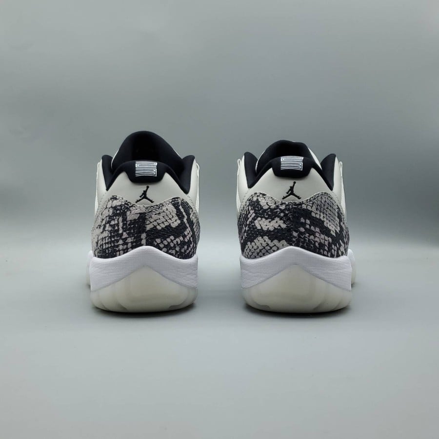 Air Jordan 11 Retro Low