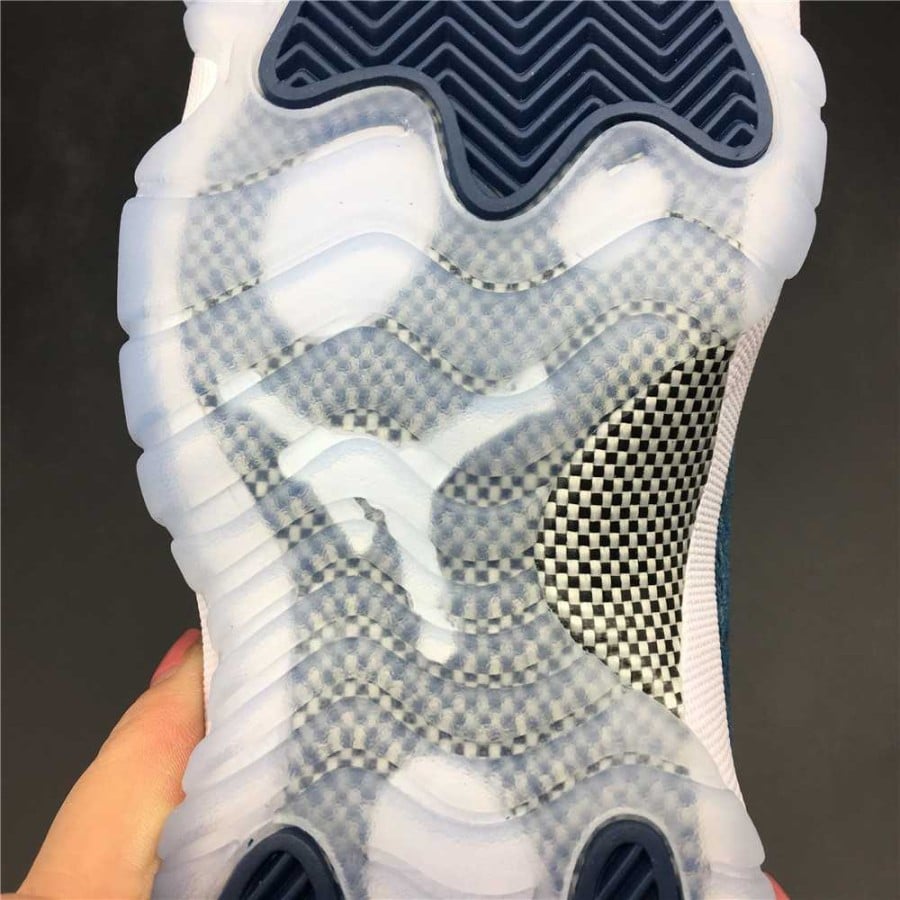 Air Jordan 11 Retro Low 