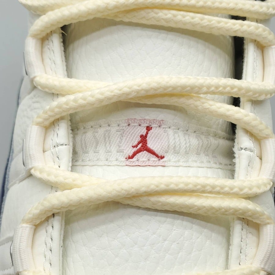 Air Jordan 11 Retro