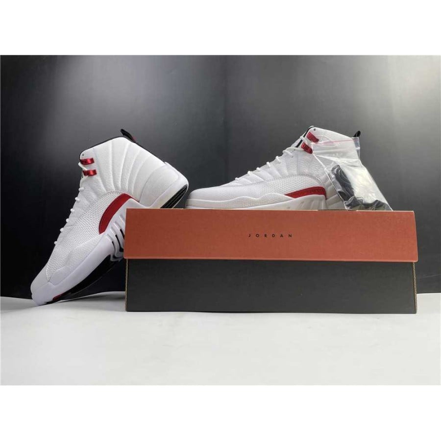 Air Jordan 12 Retro