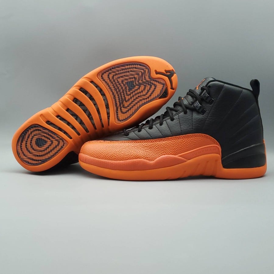Air Jordan 12