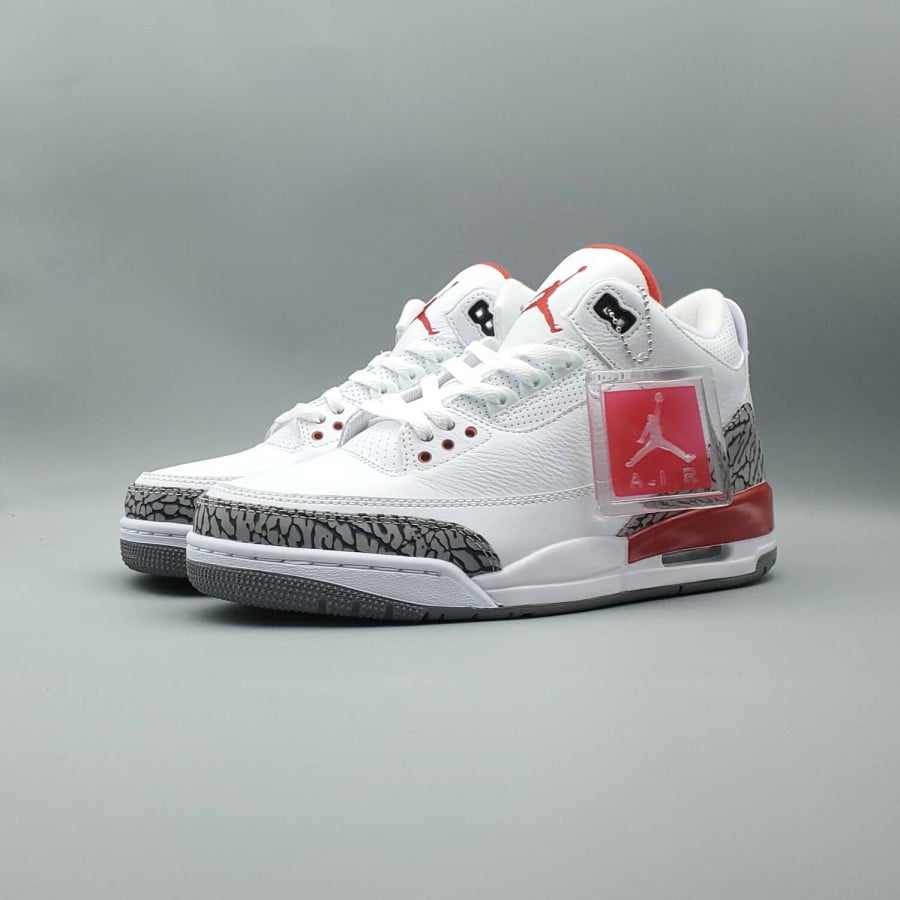 Air Jordan 3 Retro