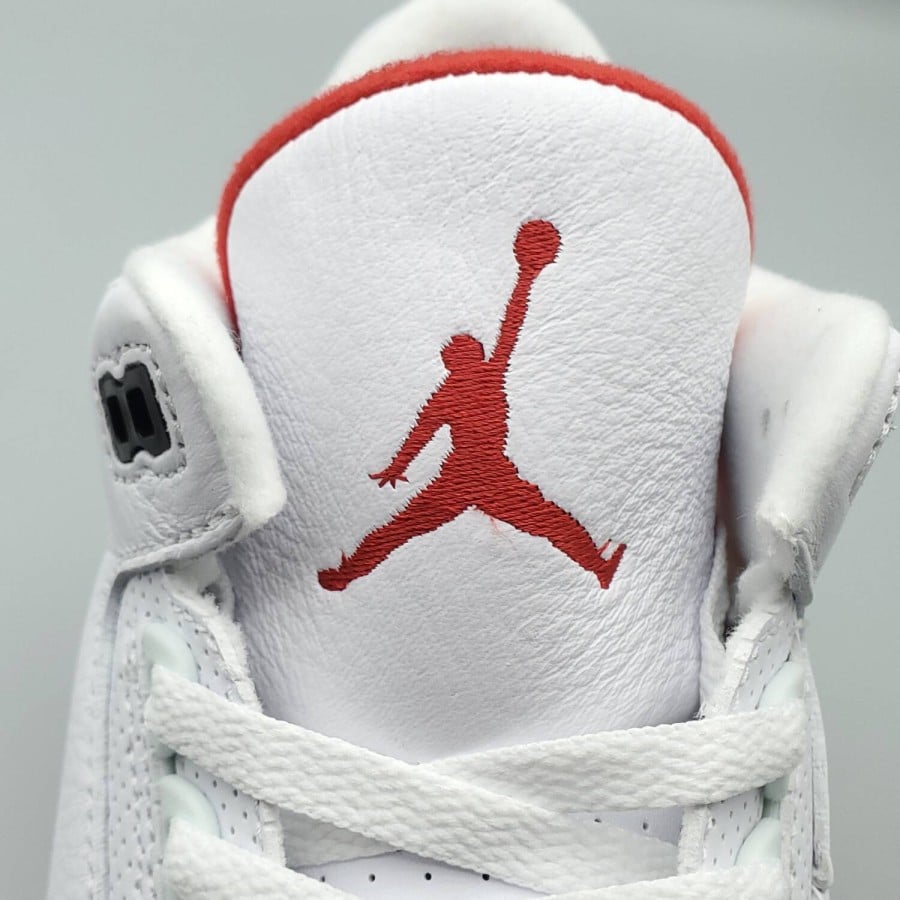 Air Jordan 3 Retro