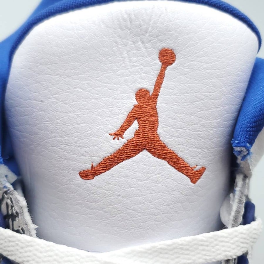 Air Jordan 3 Retro