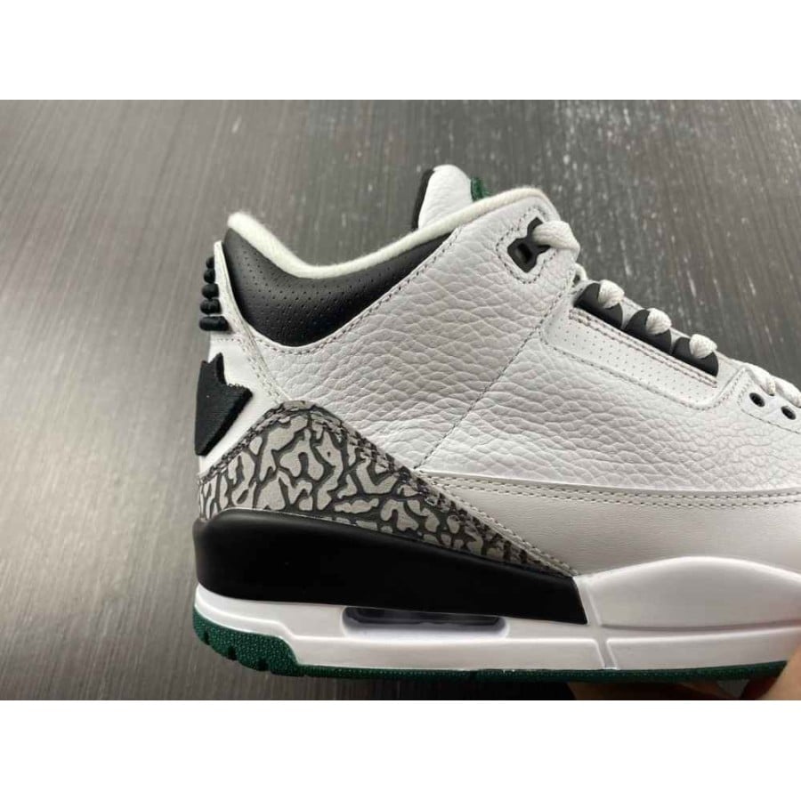 Air Jordan 3 Retro
