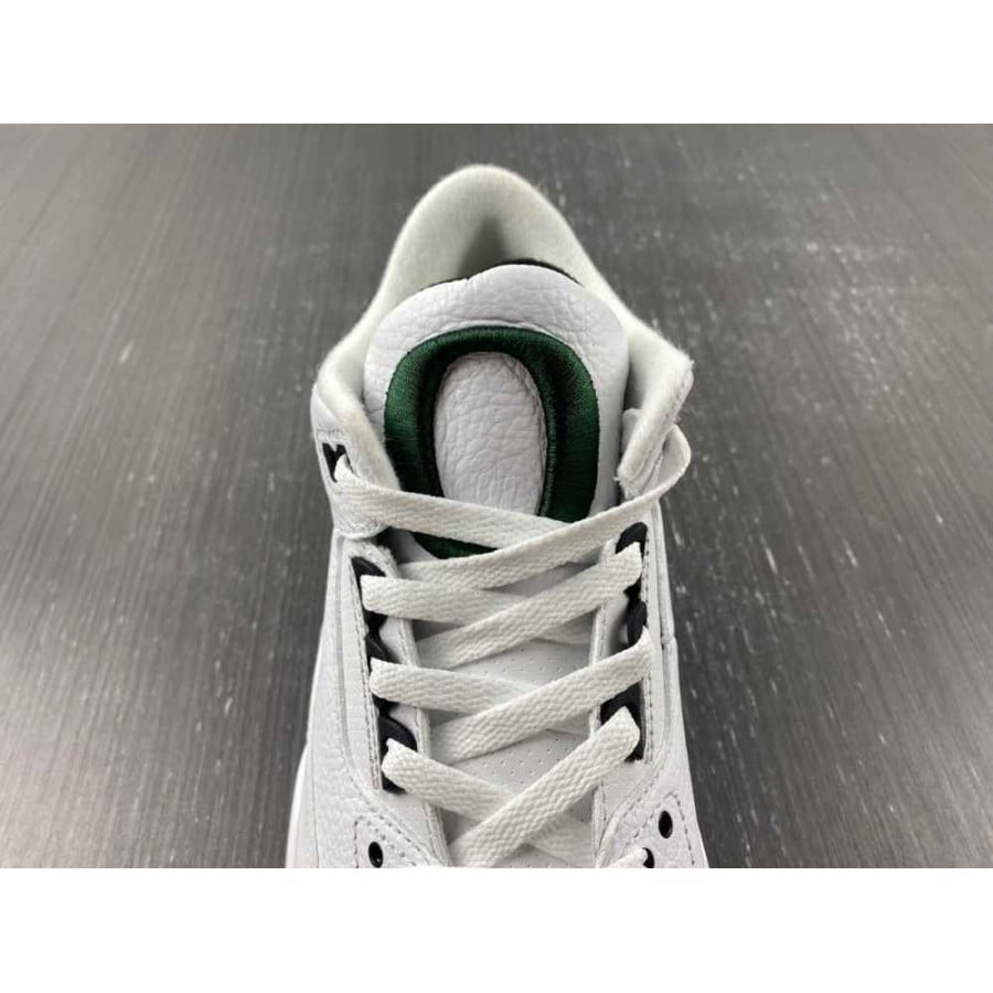 Air Jordan 3 Retro