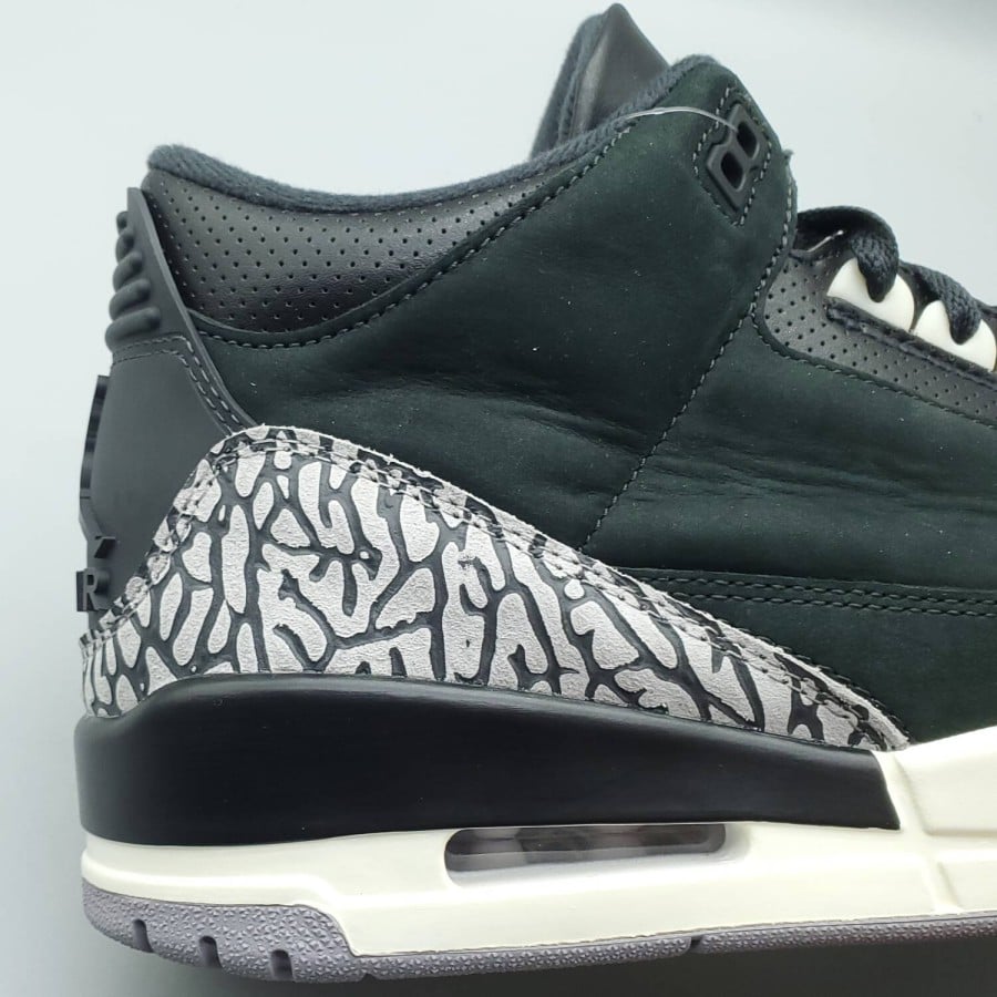 Wmns Air Jordan 3 Retro