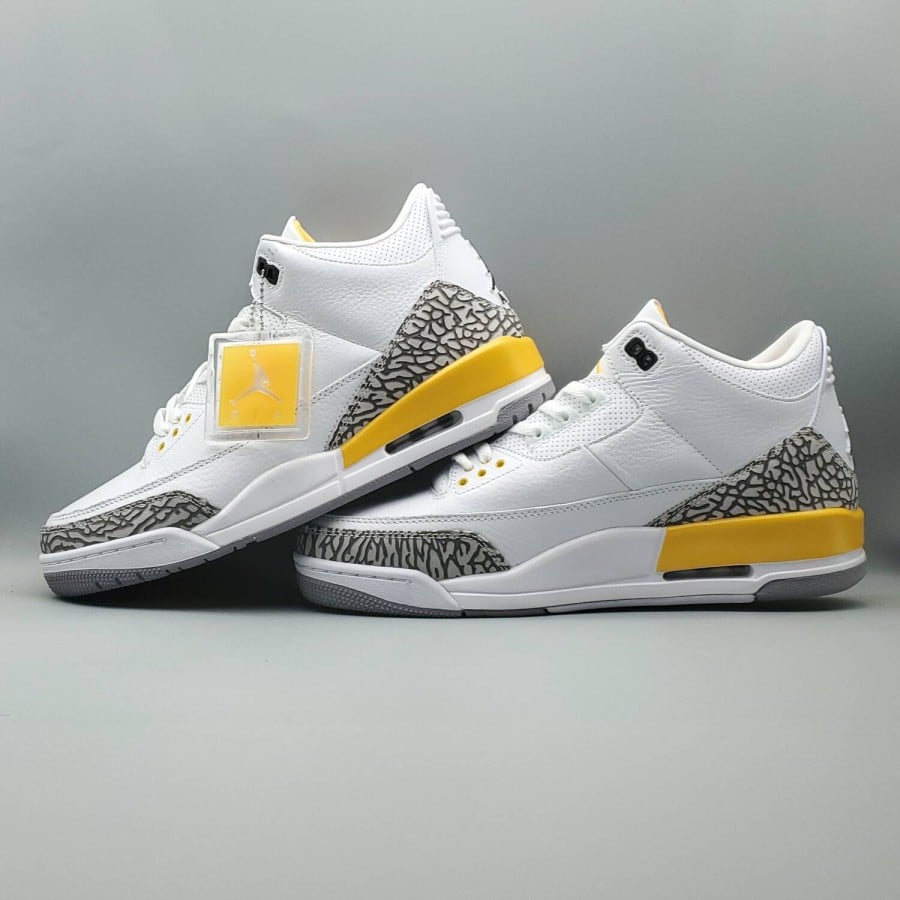 Wmns Air Jordan 3 Retro