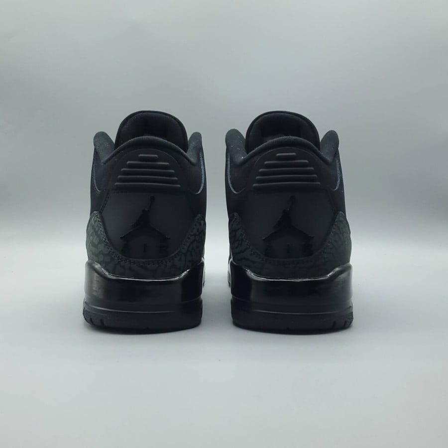 Air Jordan 3 Retro