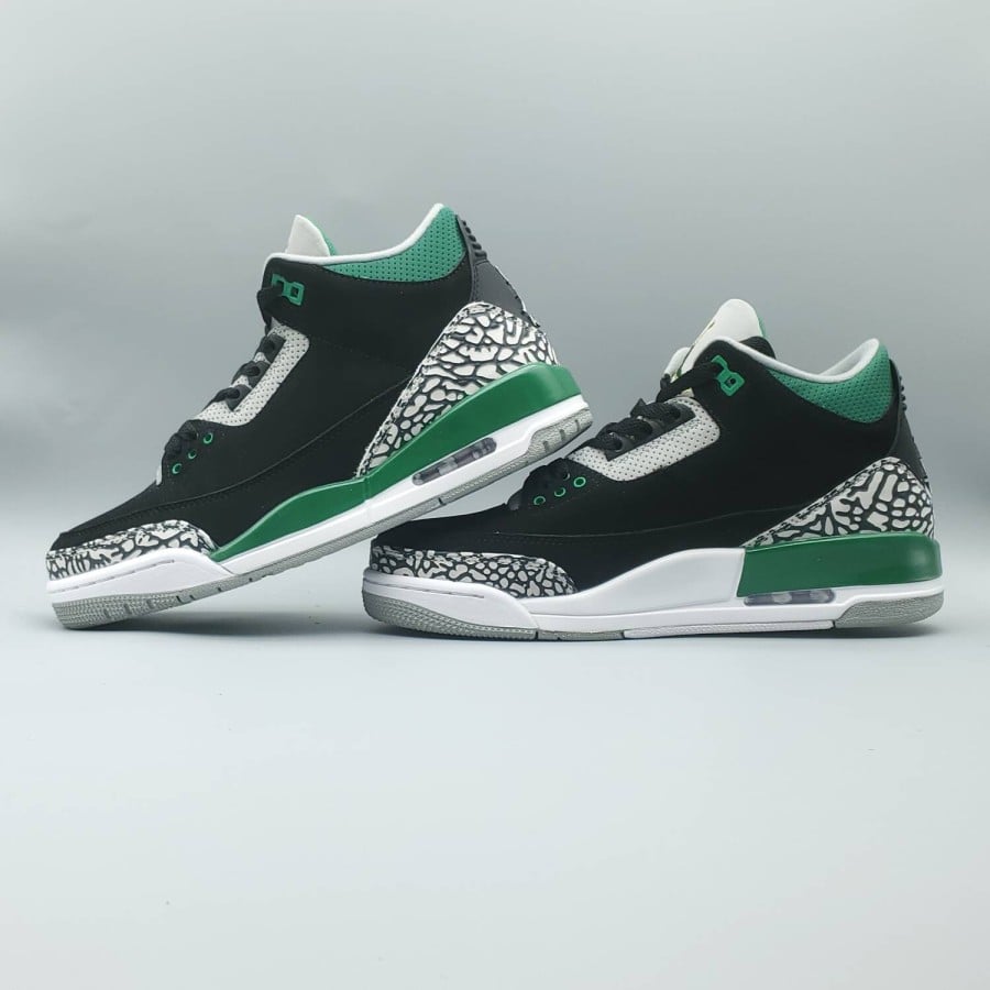 Air Jordan 3 Retro