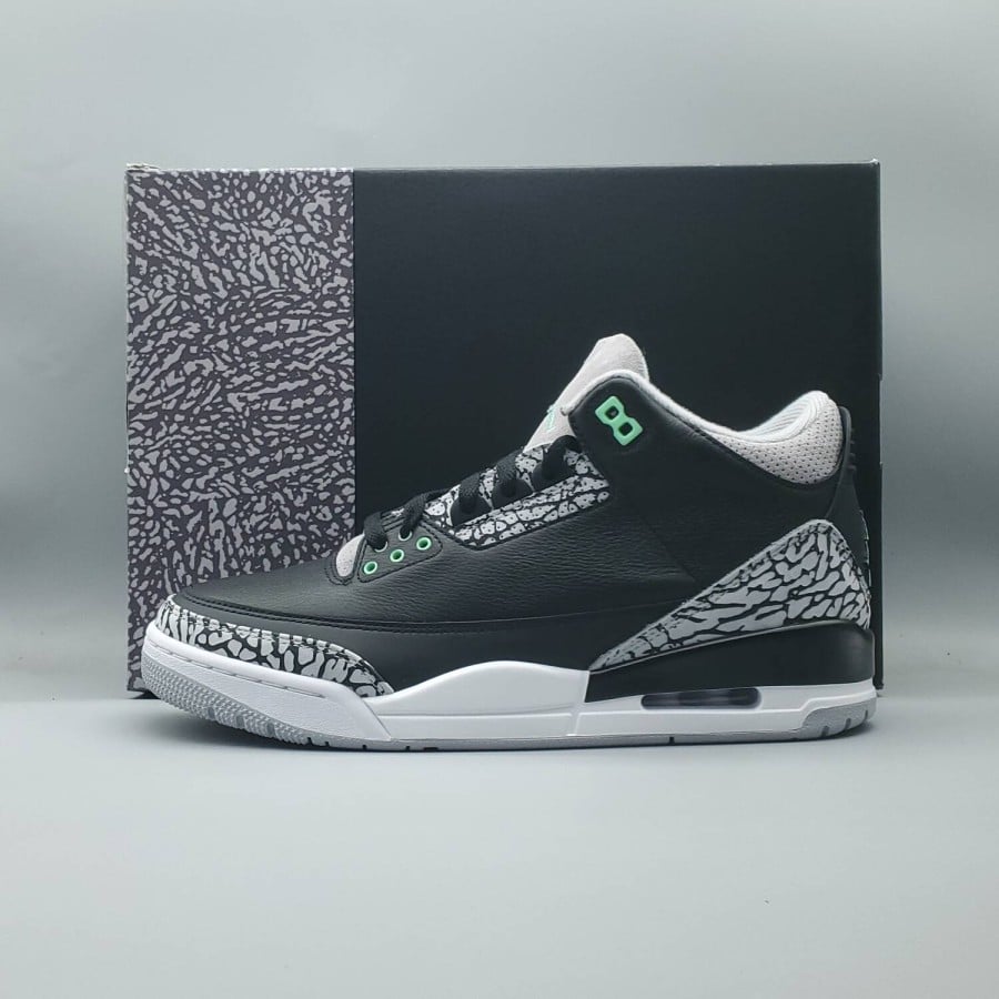Air Jordan 3 Retro