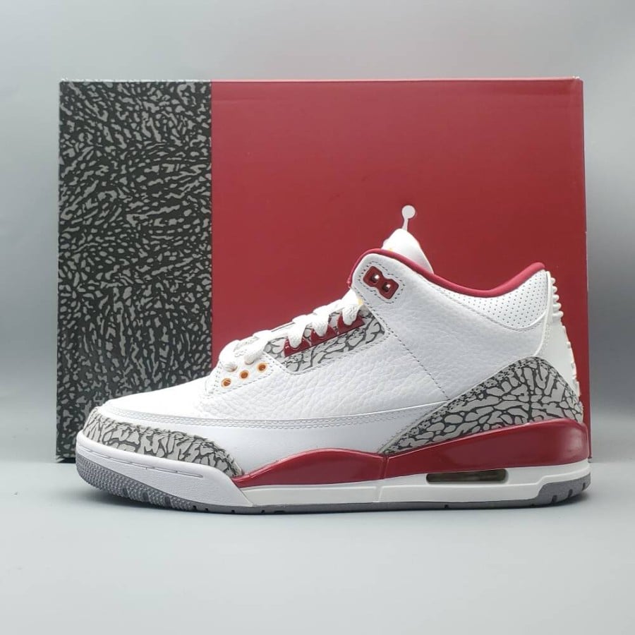 Air Jordan 3 Retro