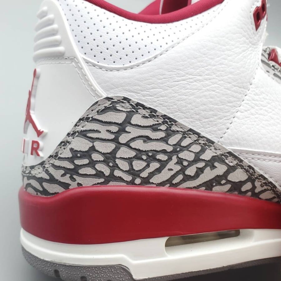 Air Jordan 3 Retro