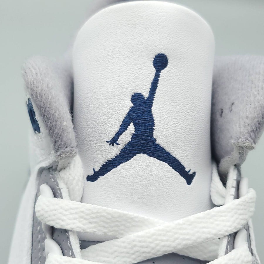 Air Jordan 3 Retro