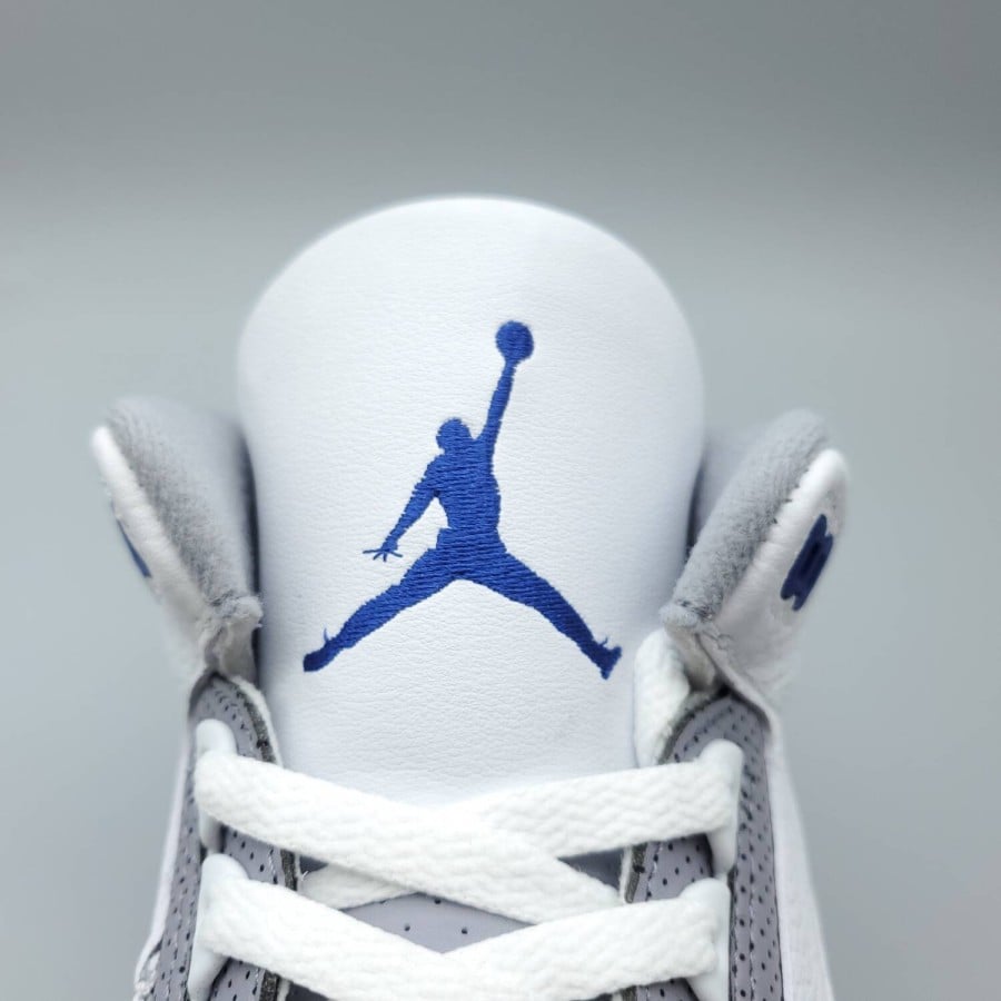 Air Jordan 3 Retro