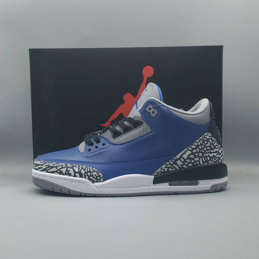Air Jordan 3 Retro