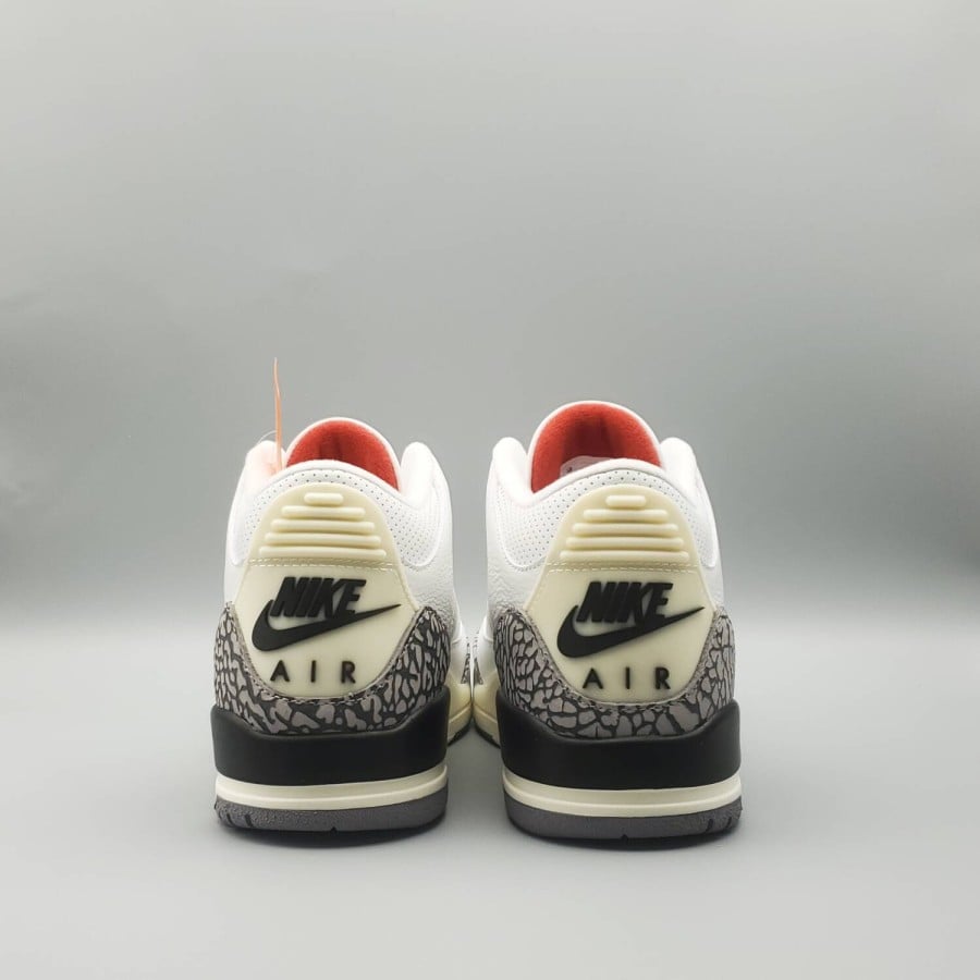 Air Jordan 3 Retro