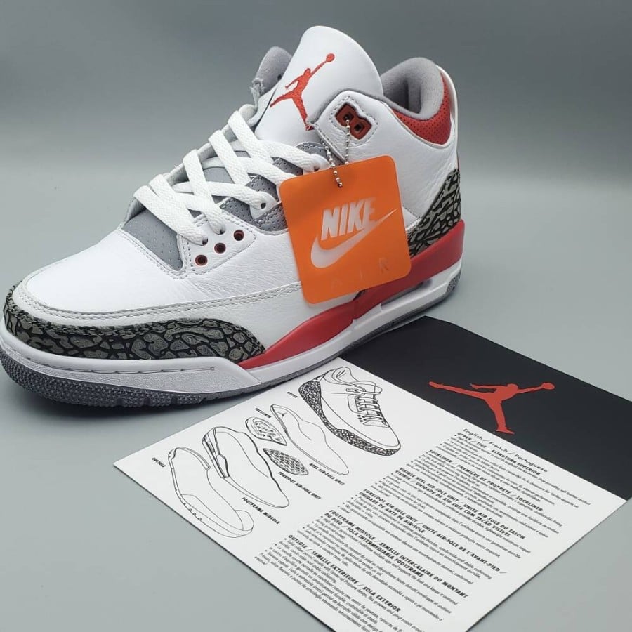 Air Jordan 3 Retro