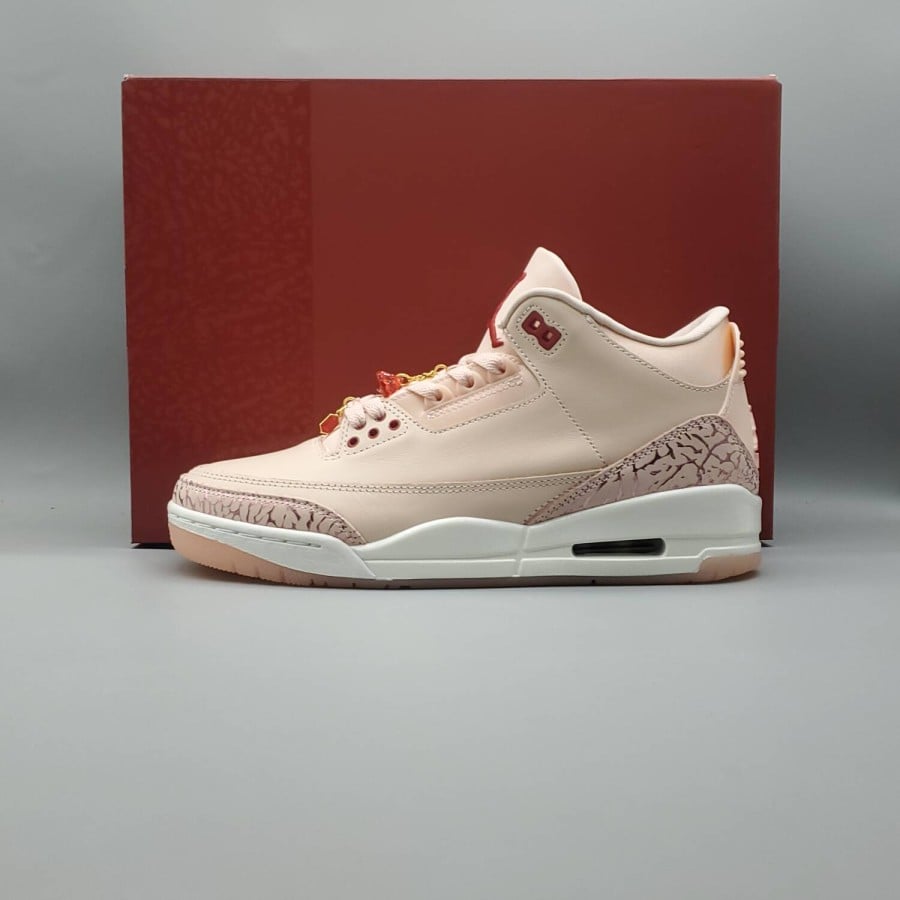 Wmns Air Jordan 3 Retro 