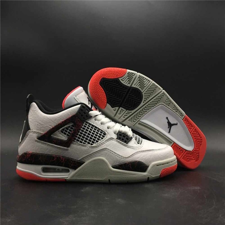 Air Jordan 4 Retro