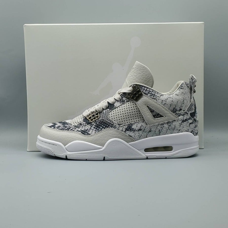 Air Jordan 4 Retro Premium