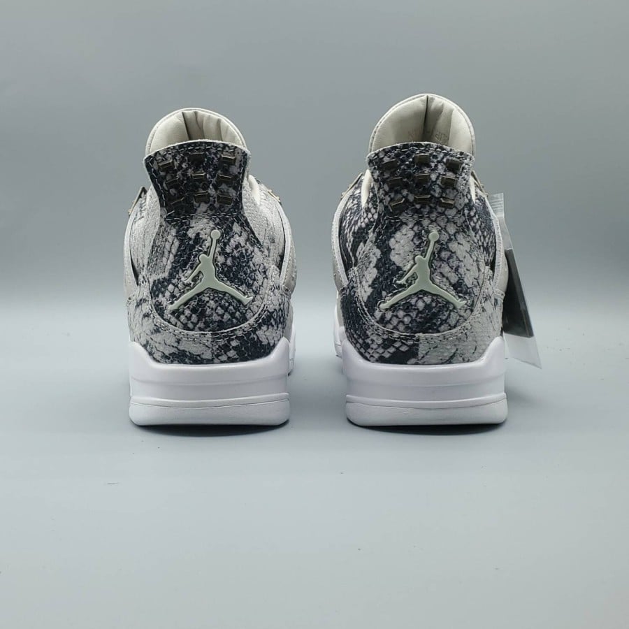 Air Jordan 4 Retro Premium