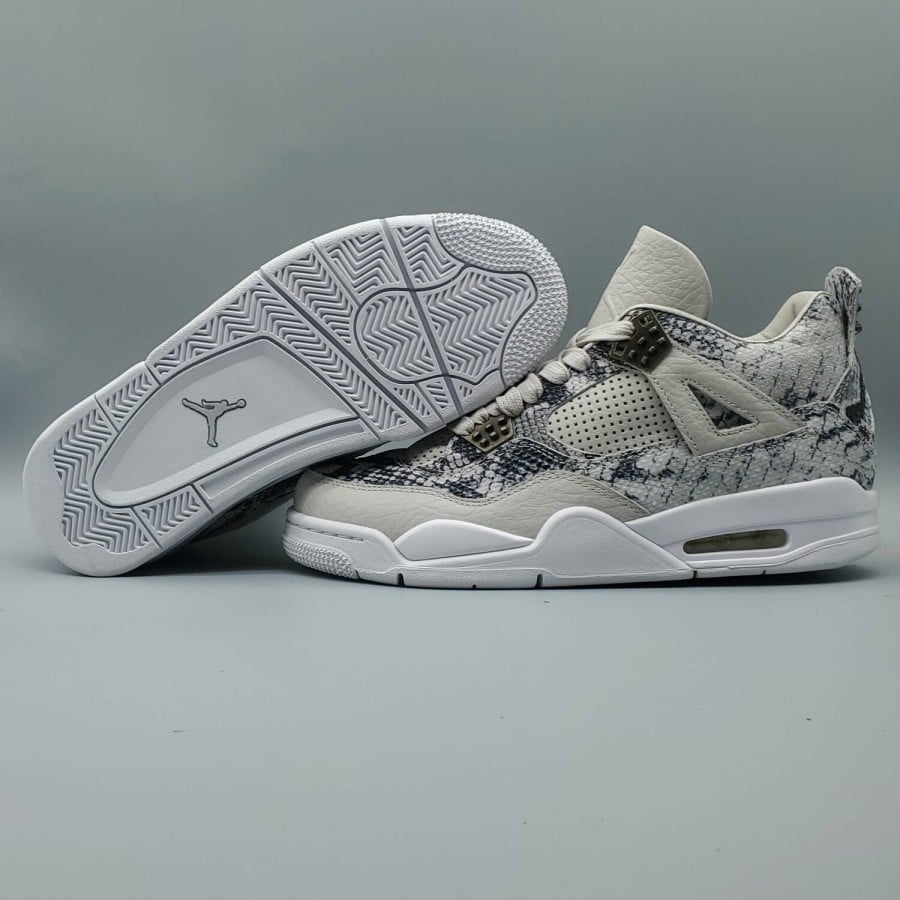 Air Jordan 4 Retro Premium