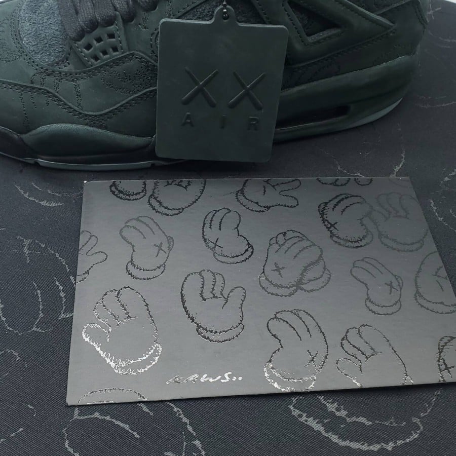 KAWS x Air Jordan 4 Retro