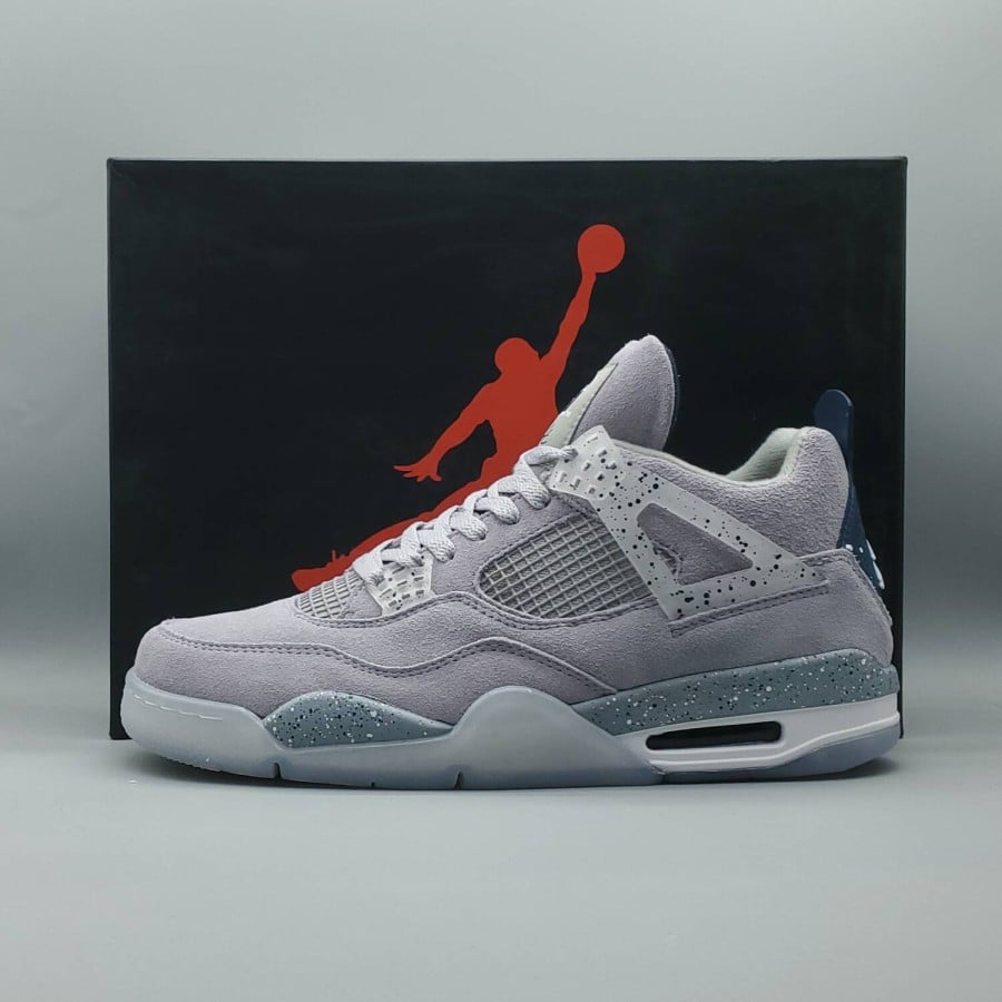 Air Jordan 4 Retro