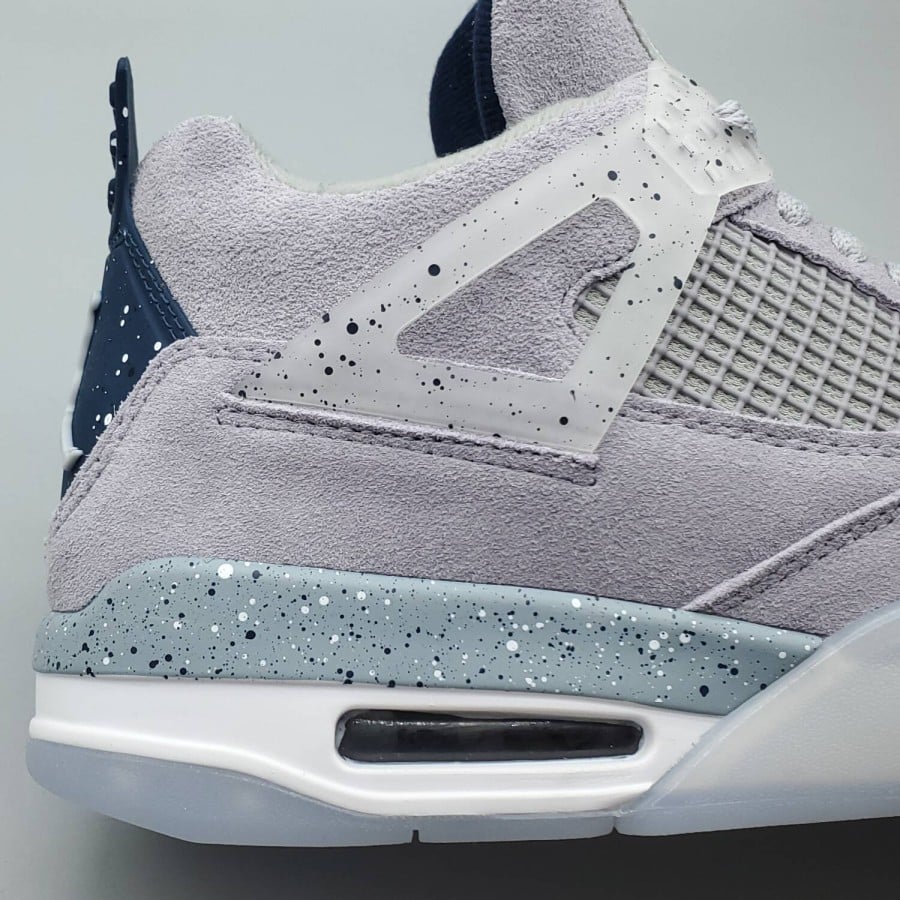 Air Jordan 4 Retro