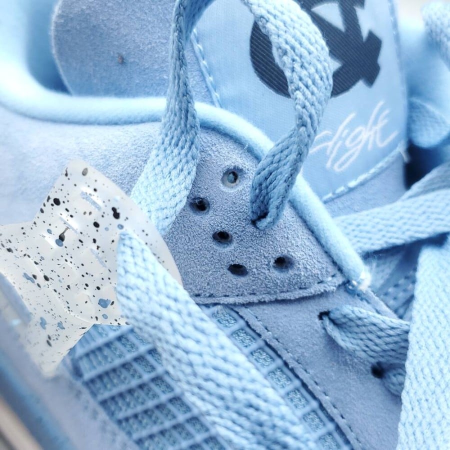 Air Jordan 4 Retro