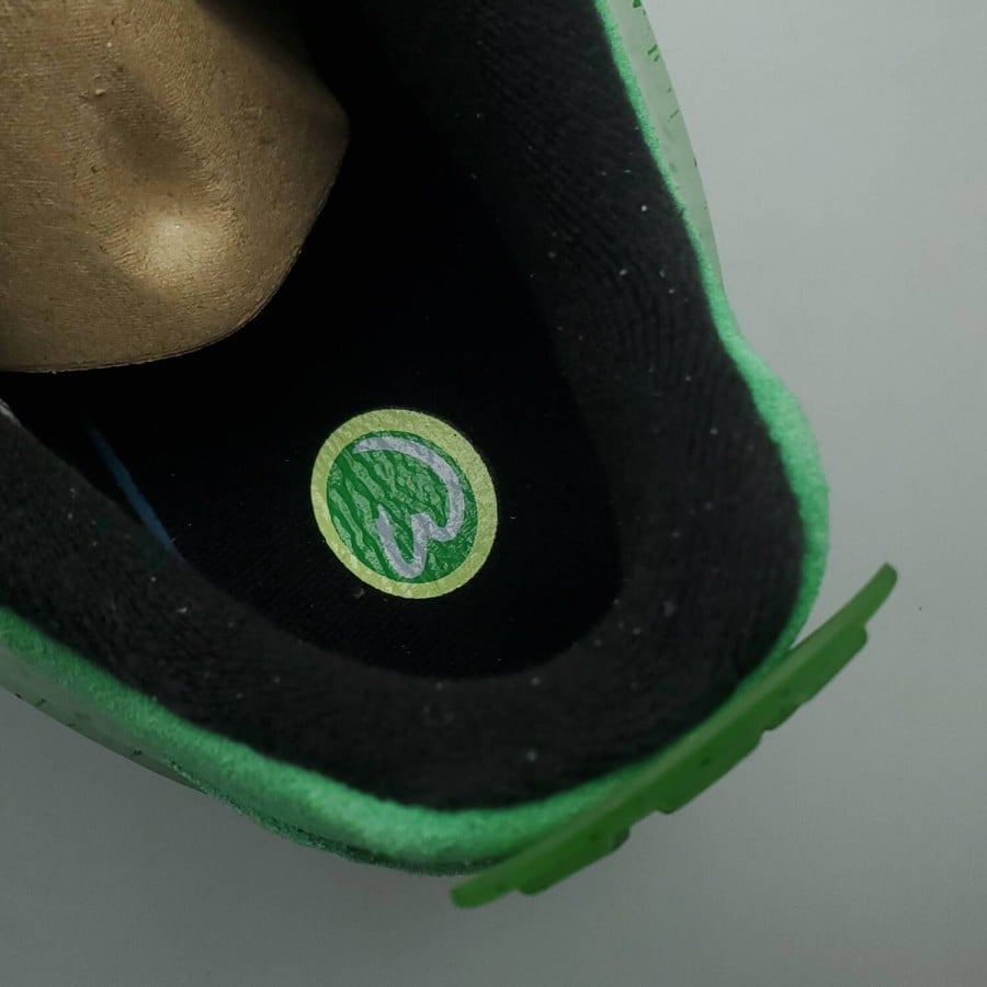 Mark Wahlburg x Air Jordan 4 Retro
