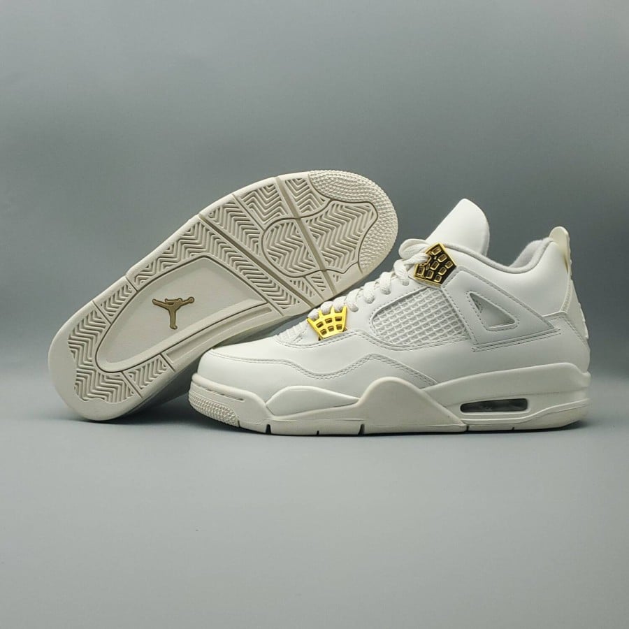 Wmns Air Jordan 4 Retro 
