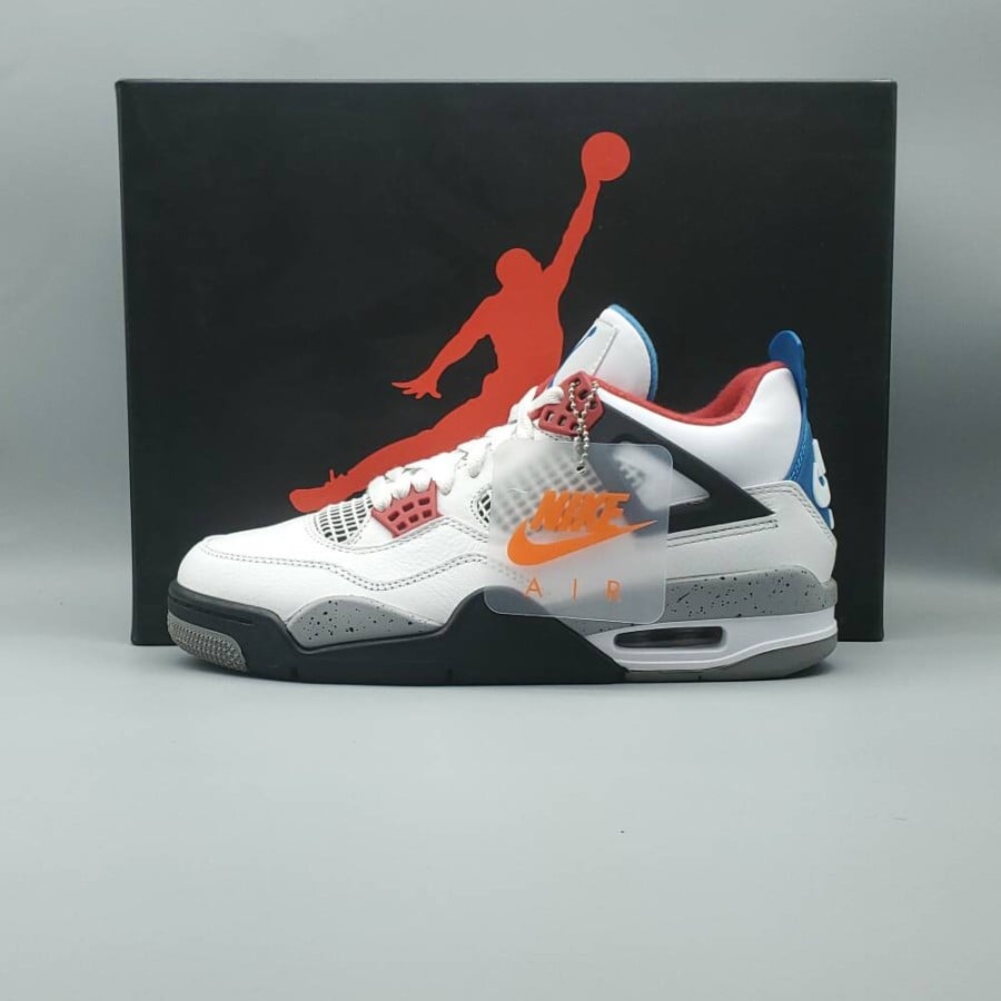 Air Jordan 4 Retro SE