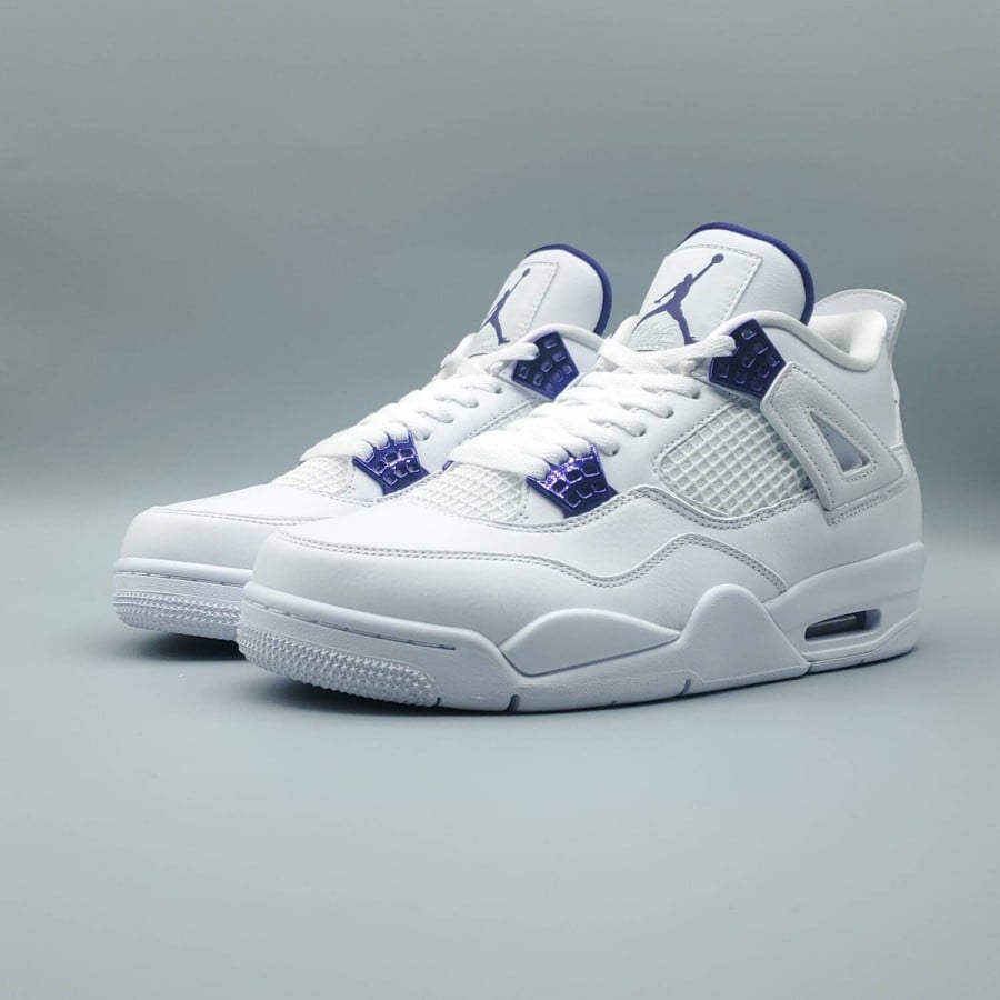 Air Jordan 4 Retro