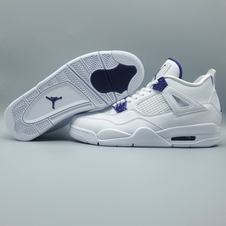 Air Jordan 4 Retro