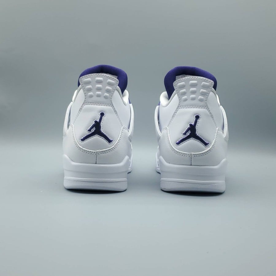 Air Jordan 4 Retro