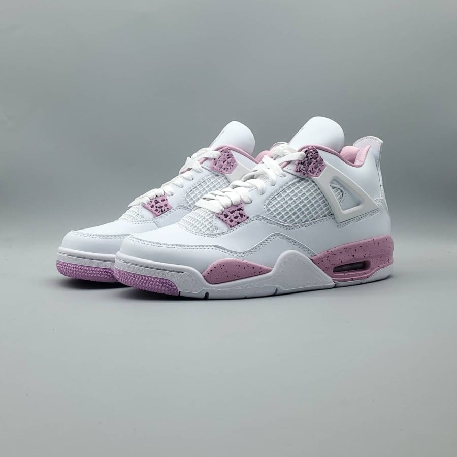 Air Jordan 4 Retro