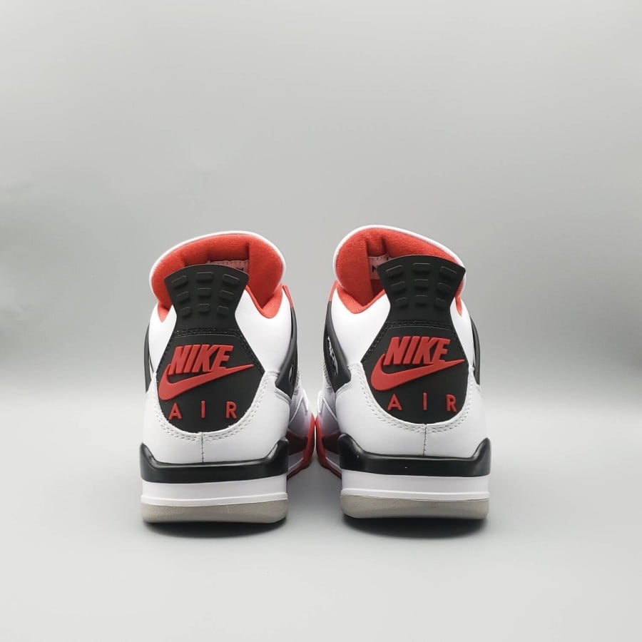 Air Jordan 4 Retro OG