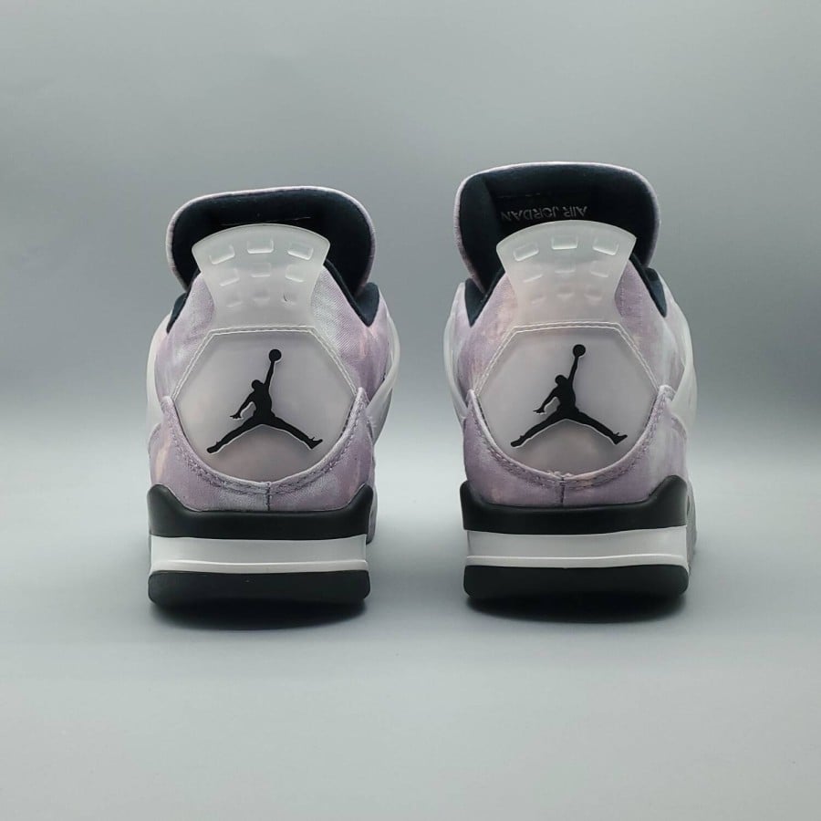 Air Jordan 4 Retro