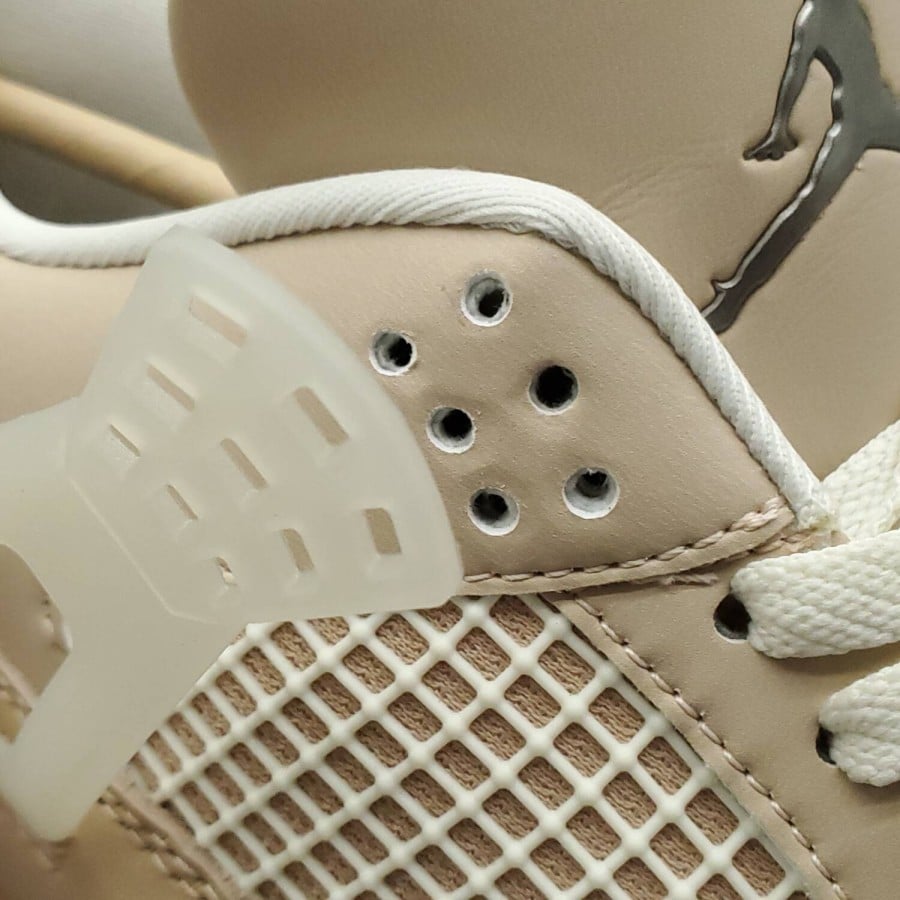 Wmns Air Jordan 4 Retro