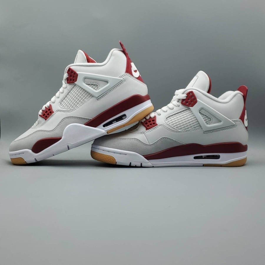 Nike SB x Air Jordan 4 Retro SP