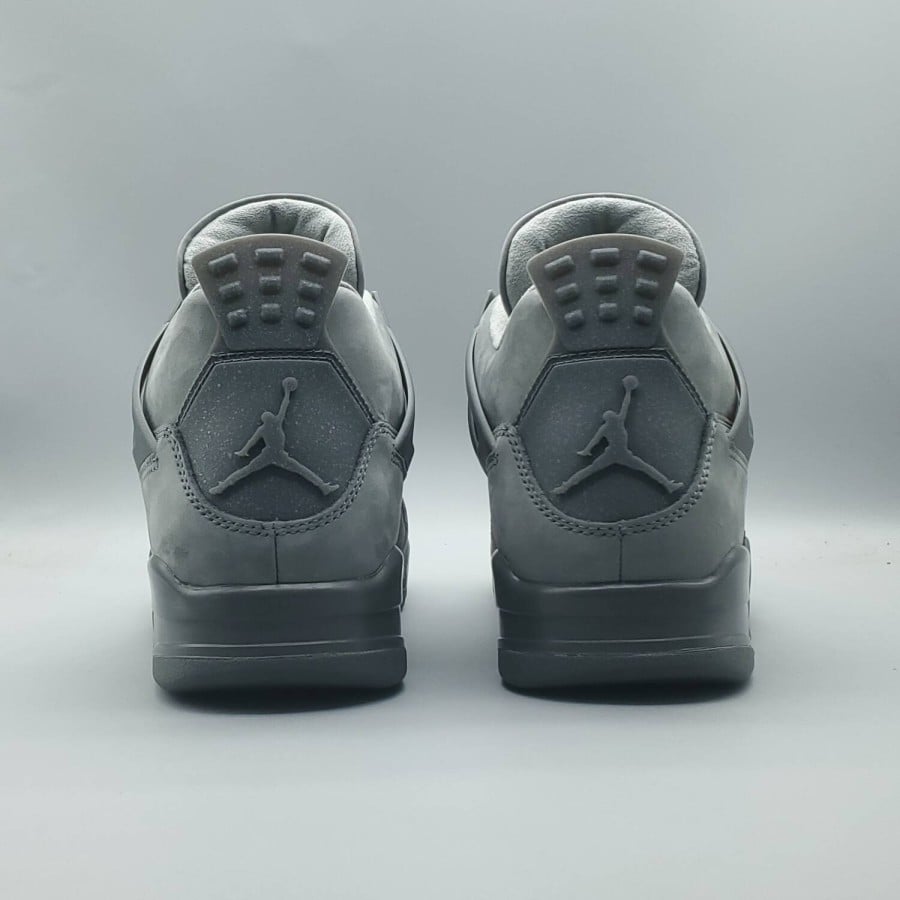Air Jordan 4 Retro SE